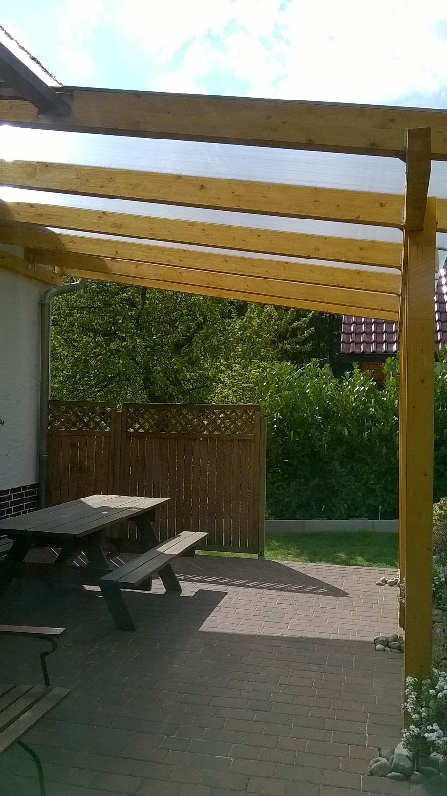 2015 / Lieferung von 36,23 qm Doppelstegplatten 10 mm nach Porta Westf